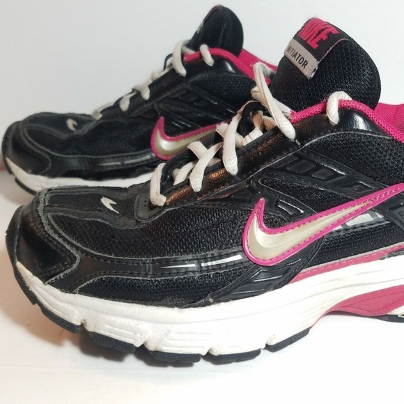 nike initiator women's running shoes